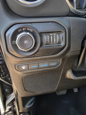 Jeep Wrangler 4XE Plug in hibrid, снимка 11