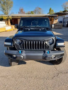     Jeep Wrangler 4XE
