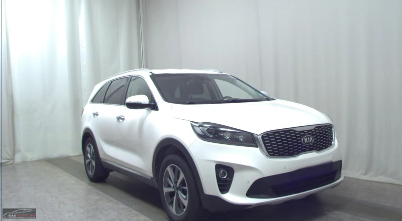 Kia Sorento 4X4/200HP/LED/NAVI/CARPLAY/CAM/320b, снимка 2 - Автомобили и джипове - 47675538