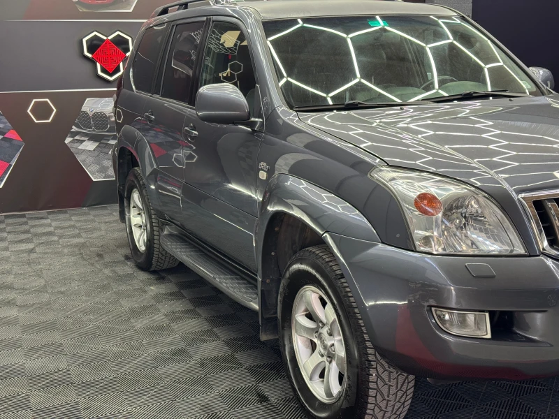 Toyota Land cruiser 3.0 d4d * Вс.Екстри, снимка 3 - Автомобили и джипове - 49143647