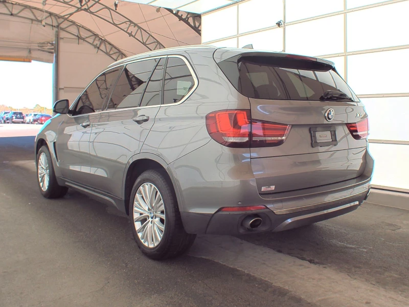 BMW X5 xDrive35i LUXURY LINE CARFAX АВТО КРЕДИТ , снимка 4 - Автомобили и джипове - 49581438