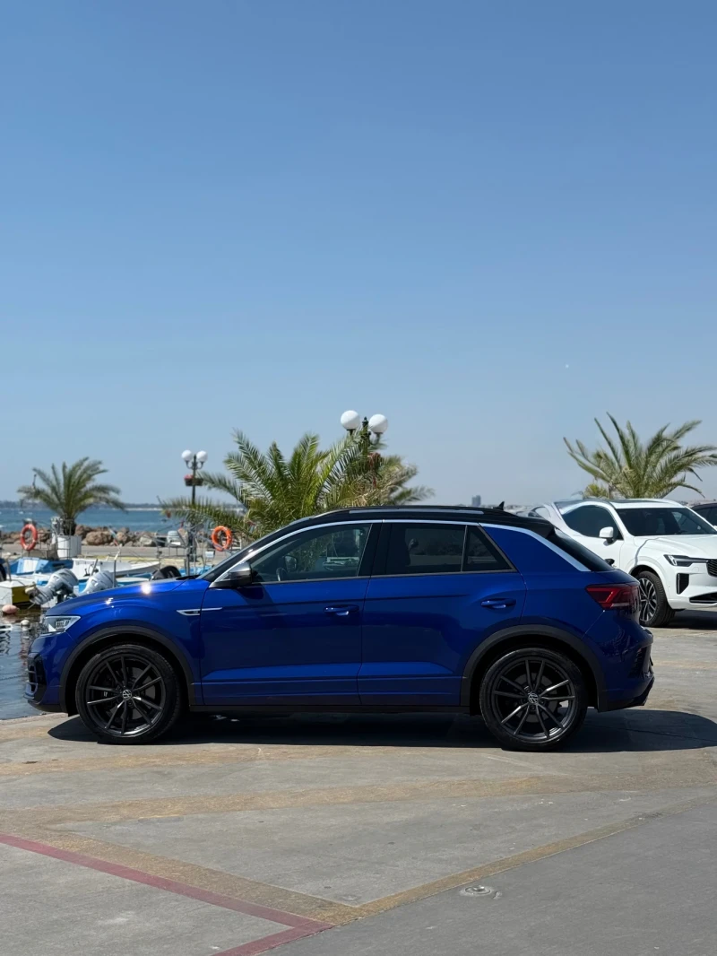 VW T-Roc R 300HP, снимка 3 - Автомобили и джипове - 52582557