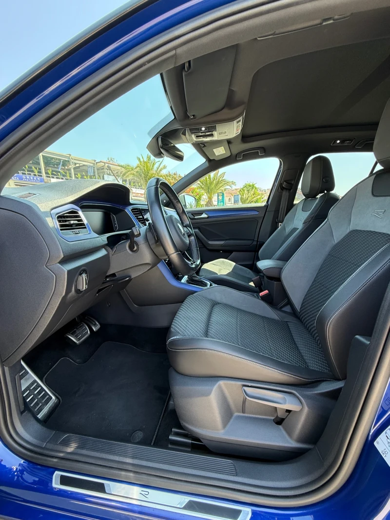 VW T-Roc R 300HP, снимка 9 - Автомобили и джипове - 52582557