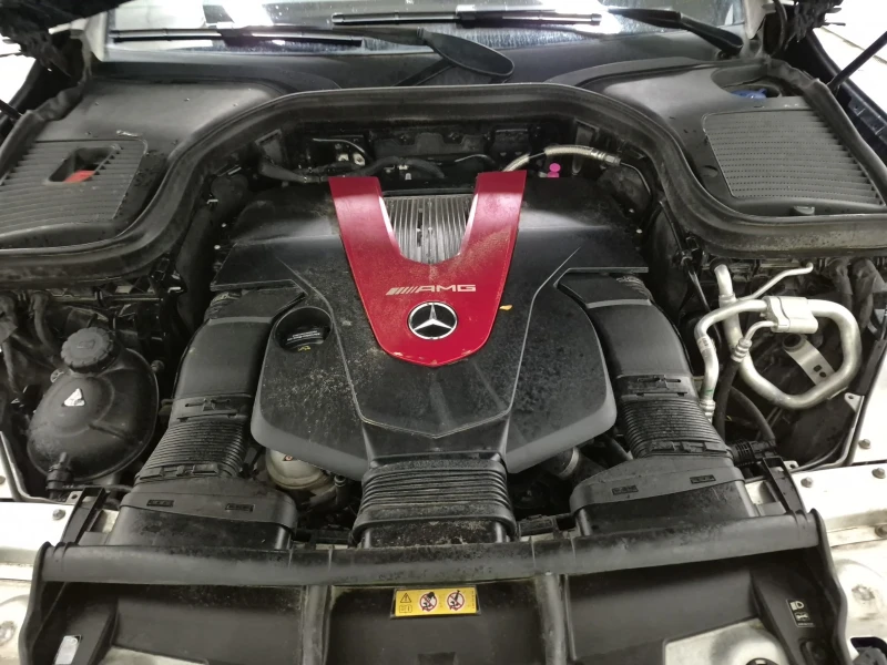 Mercedes-Benz GLC 43 AMG * CARFAX * ОПЦИЯ ЗА ФИНАНСИРАНЕ * , снимка 14 - Автомобили и джипове - 53173857