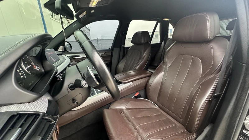 BMW X5 M50D | FULL | 12м. ГАРАНЦИЯ | B&O | ТОП СЪСТОЯНИЕ, снимка 11 - Автомобили и джипове - 53295047