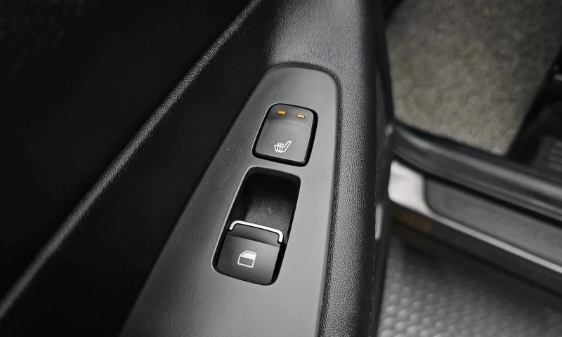 Hyundai Santa fe Diesel 2.2 2Wd Premium , снимка 16 - Автомобили и джипове - 53494838