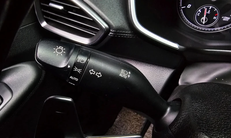 Hyundai Santa fe Diesel 2.2 2Wd Premium , снимка 15 - Автомобили и джипове - 53494838