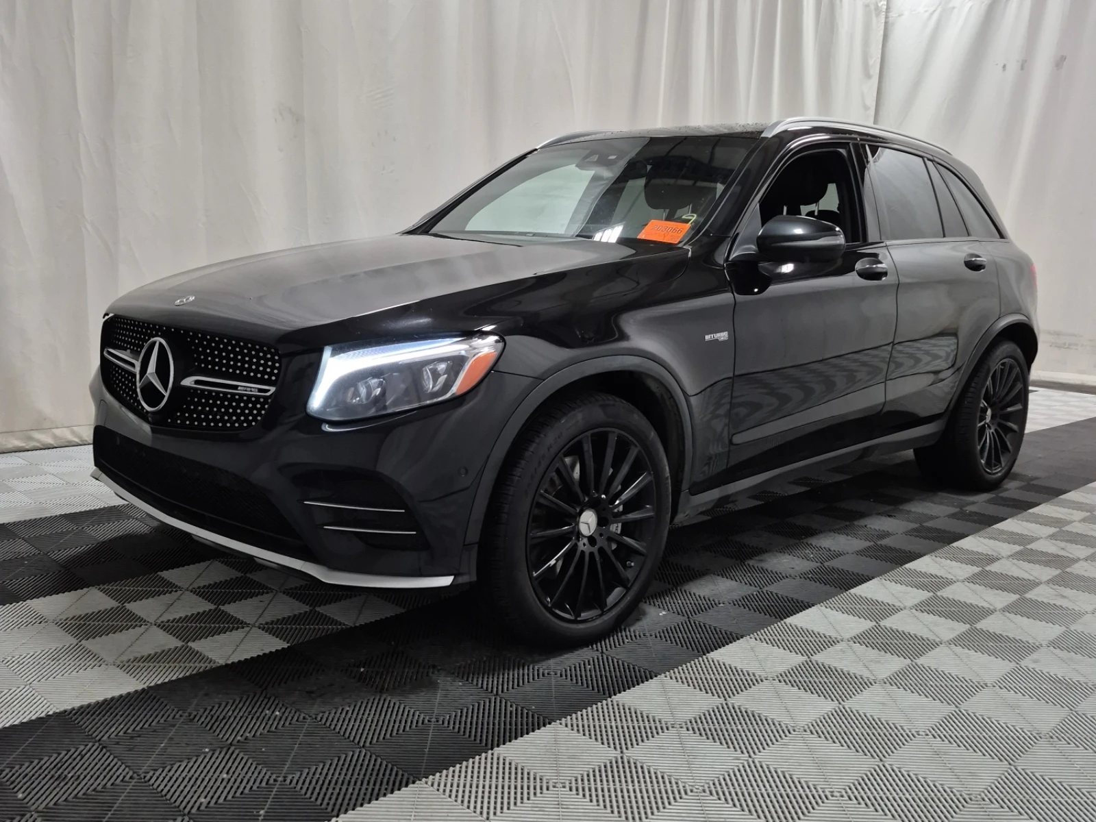 Mercedes-Benz GLC 43 AMG * CARFAX * ОПЦИЯ ЗА ФИНАНСИРАНЕ * , снимка 1