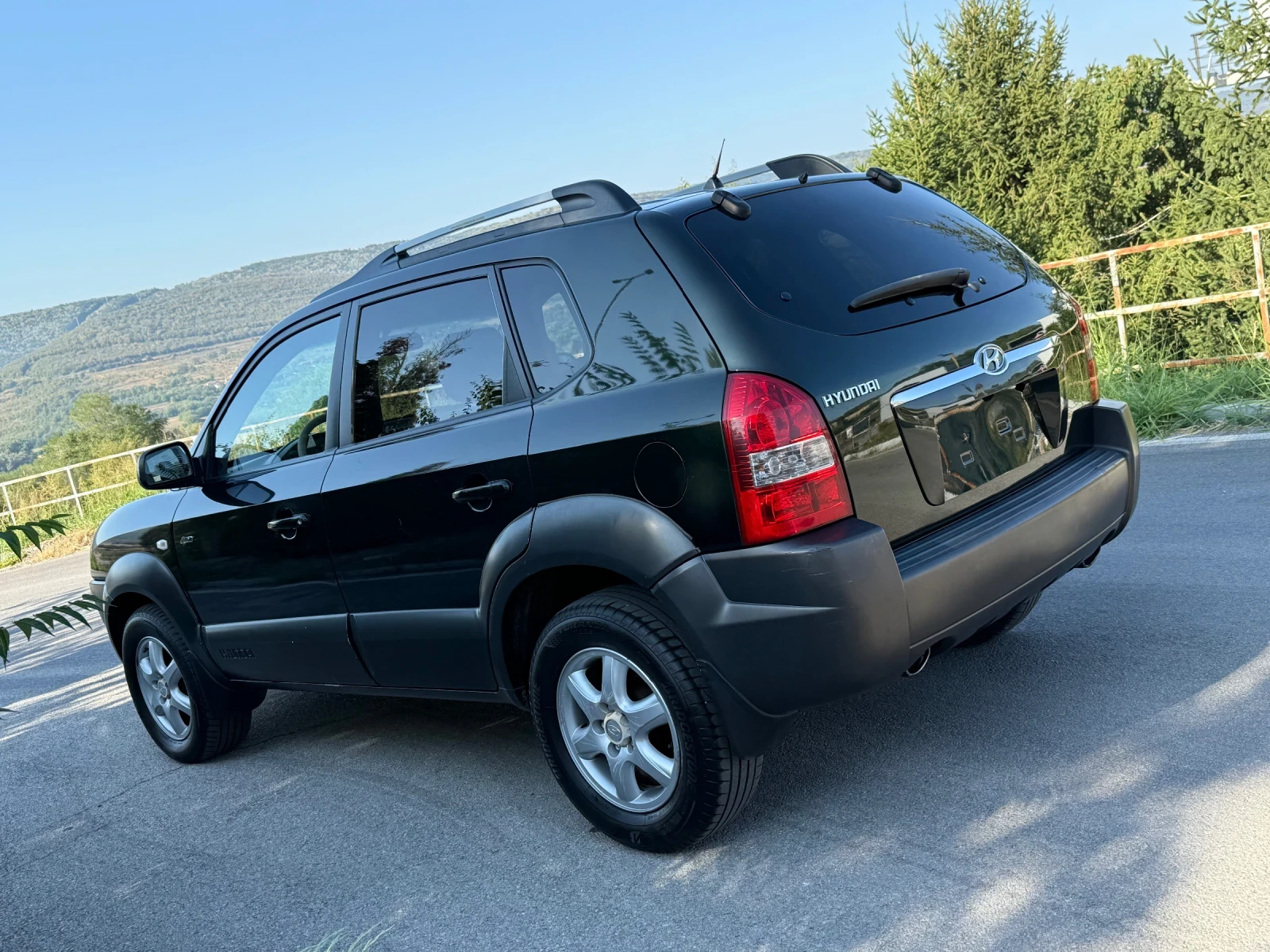 Hyundai Tucson 2.0CRDI 4WD Dynamic Автомат, Камера, Навигация,  - изображение 4