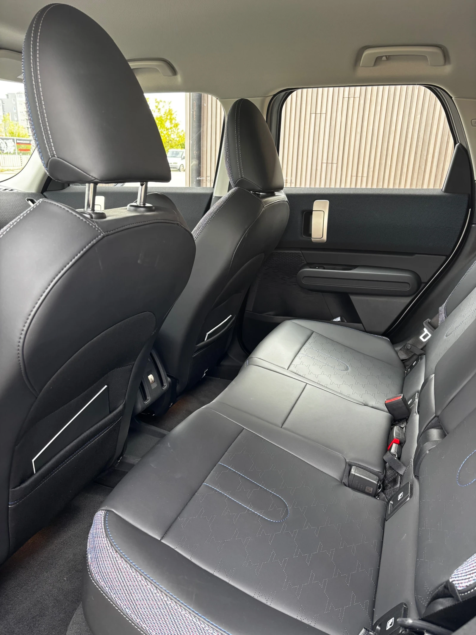 Mini Countryman  E 204CH - изображение 5
