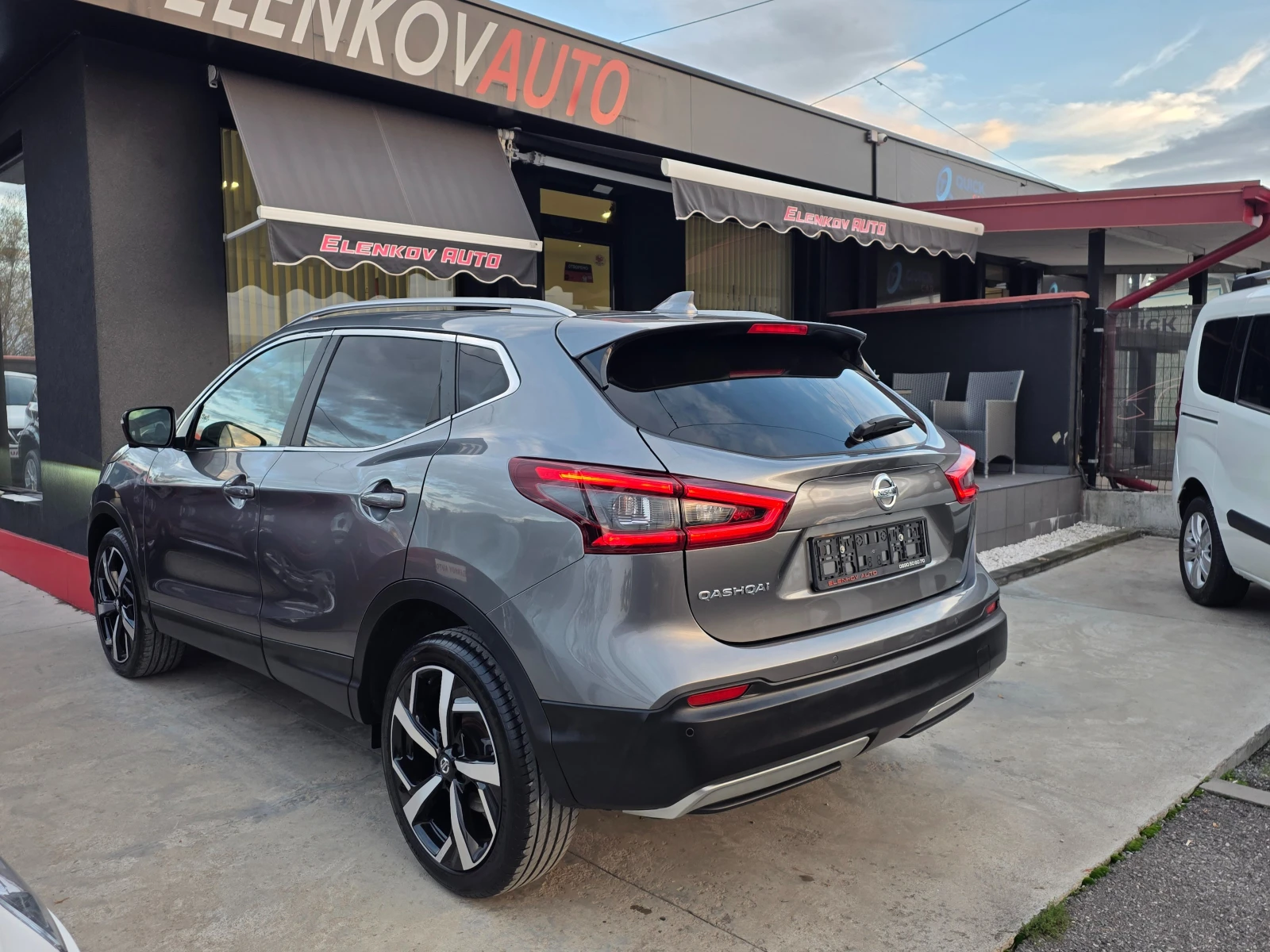 Nissan Qashqai TEKNA 1.3DIG-T-159к.с-EURO 6d-АВТОМАТИК-ШВЕЙЦАРИЯ - изображение 6