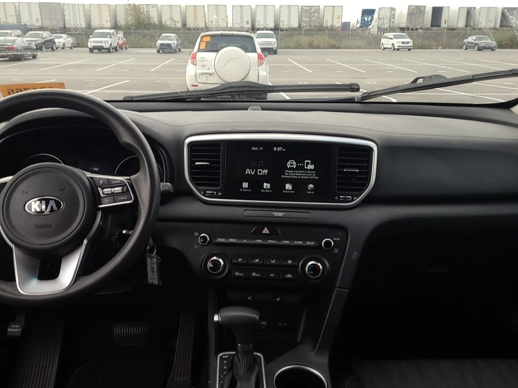 Kia Sportage * LX * CARFAX * БЕЗ ПЪРВОНАЧАЛНА ВНОСКА - изображение 8