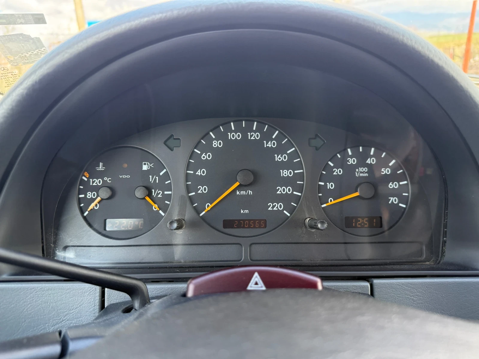 Mercedes-Benz ML 320 ML320 218кс 270000км  без ръжди за ценители!, снимка 13 - Автомобили и джипове - 54090366