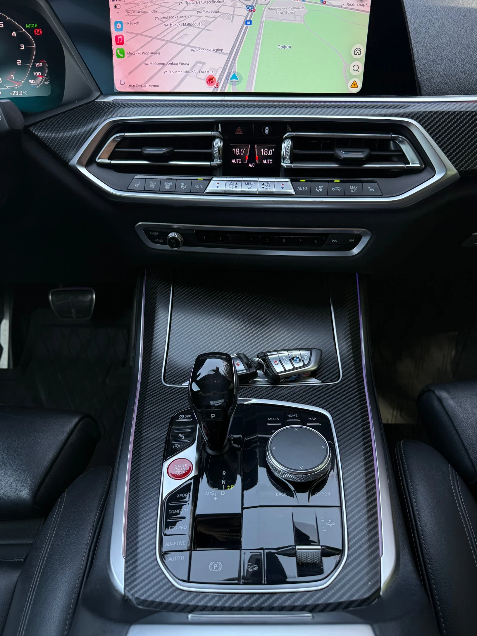 BMW X5 40i M Pack ВЪЗДУХ/Sky Lounge/SOFTCLOSE/H&K/HUD, снимка 12 - Автомобили и джипове - 55302880