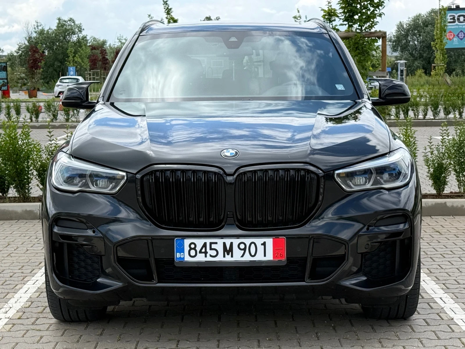 BMW X5 40i M Pack ВЪЗДУХ/Sky Lounge/SOFTCLOSE/H&K/HUD