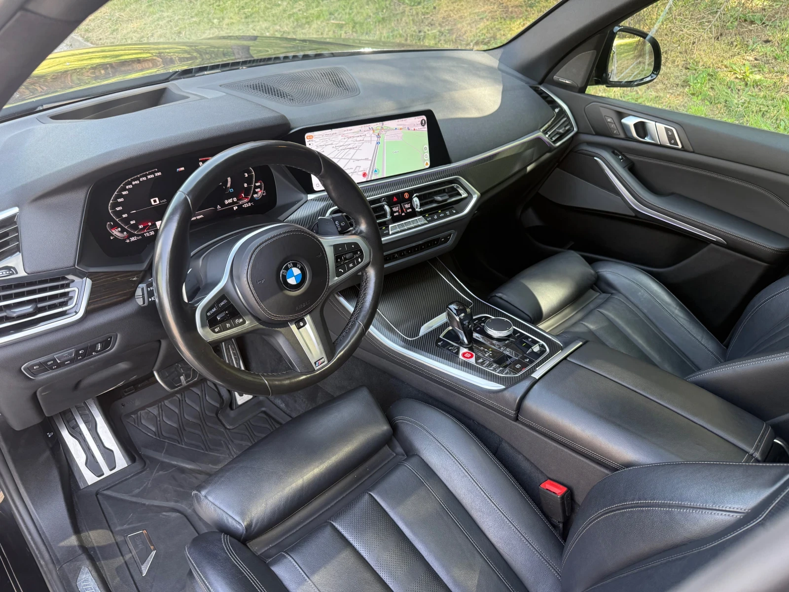 BMW X5 40i M Pack ВЪЗДУХ/Sky Lounge/SOFTCLOSE/H&K/HUD, снимка 9 - Автомобили и джипове - 55302880