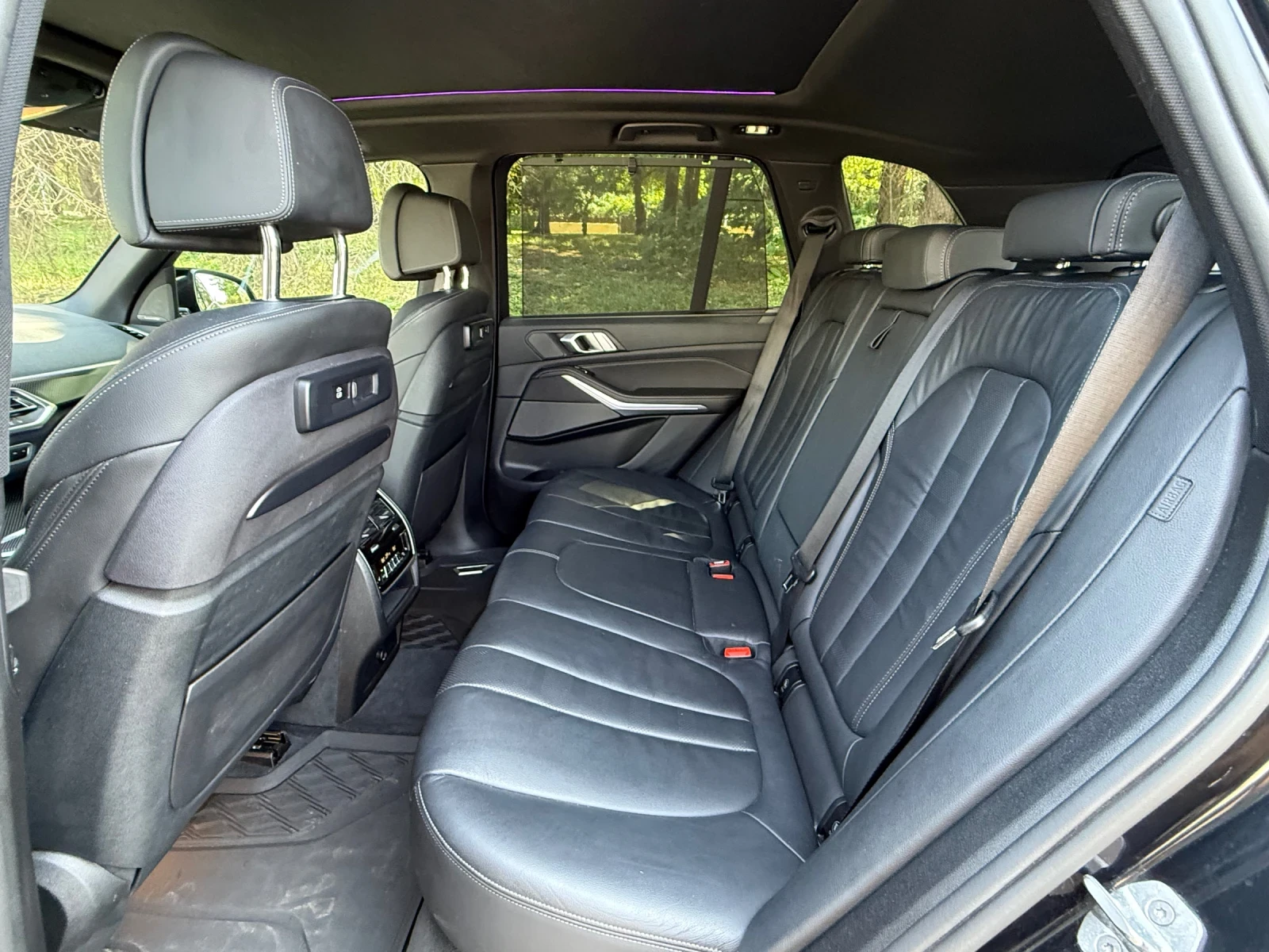 BMW X5 40i M Pack ВЪЗДУХ/Sky Lounge/SOFTCLOSE/H&K/HUD, снимка 15 - Автомобили и джипове - 55302880