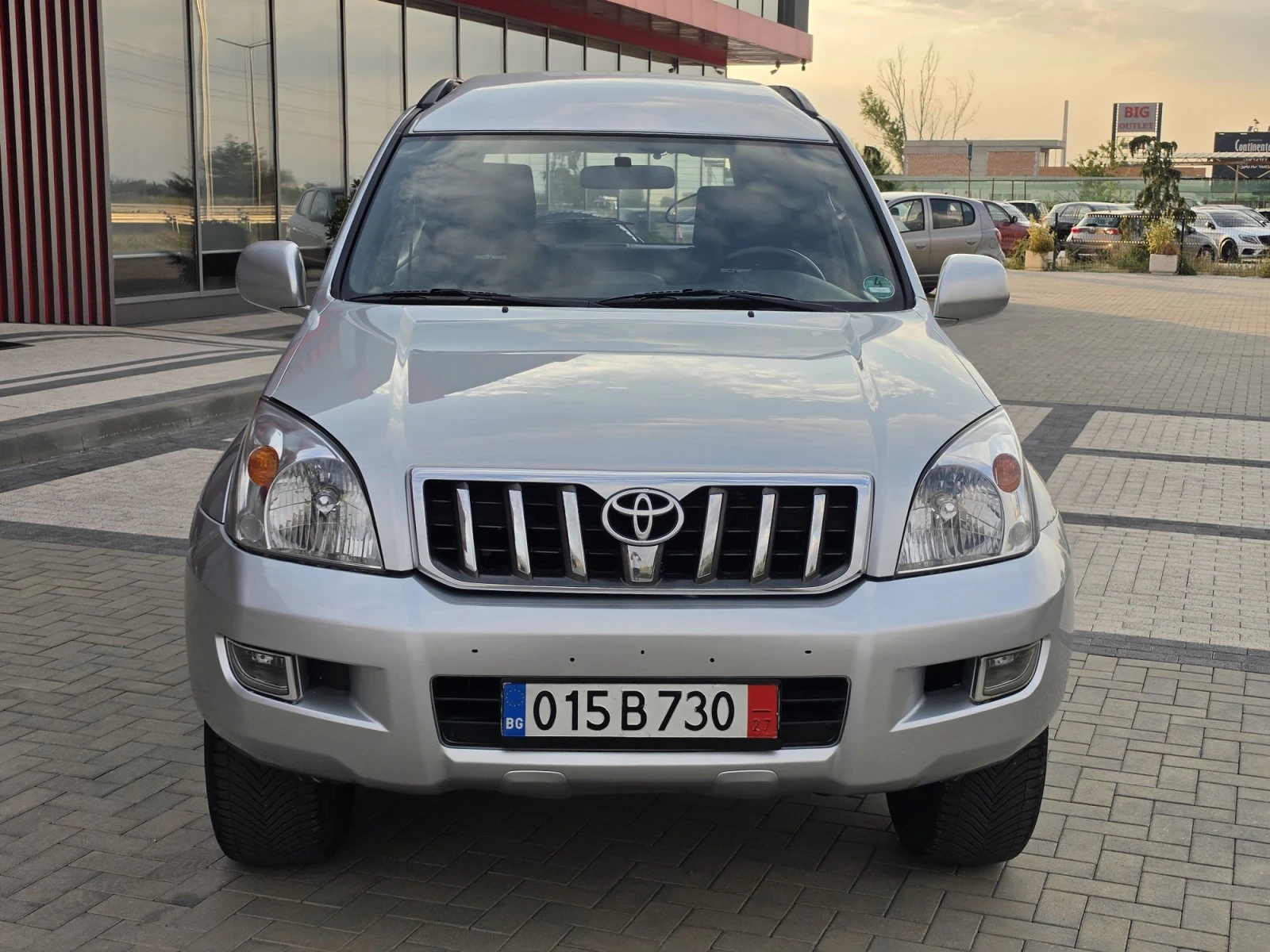 Toyota Land cruiser 3.0D/Ръчка, снимка 2 - Автомобили и джипове - 55590515