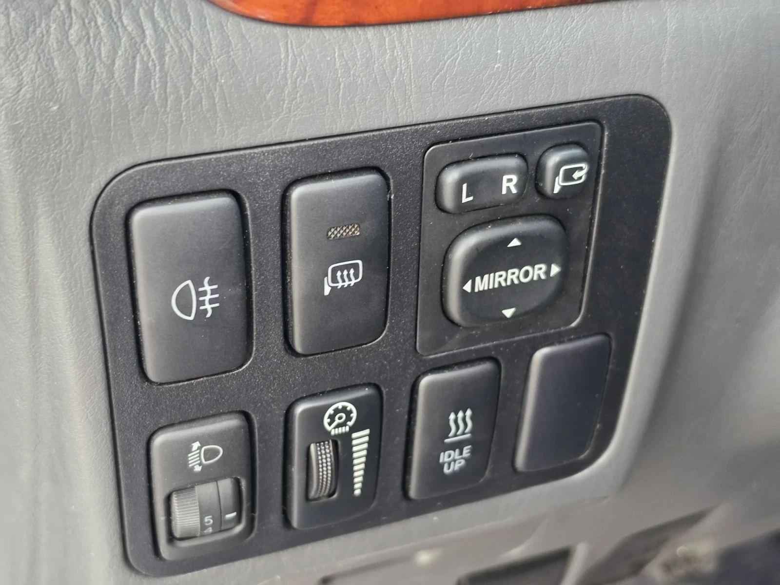 Toyota Land cruiser 3.0D/Ръчка, снимка 9 - Автомобили и джипове - 55590515