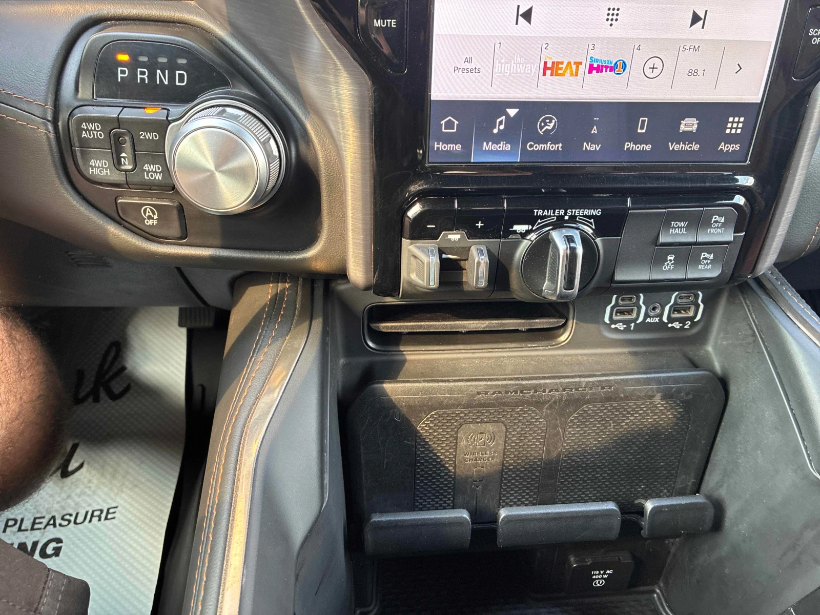 Dodge RAM 1500 Limited Longhorn / ОБДУХВАНЕ / CARFAX / АВТОКРЕДИТ, снимка 14 - Автомобили и джипове - 55831092