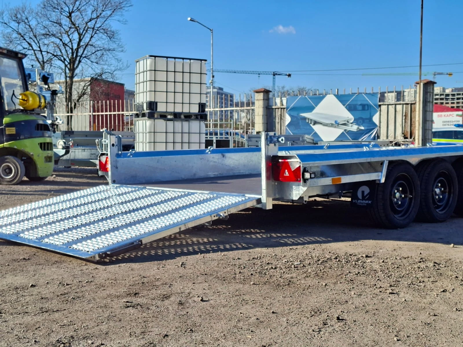 За автомобил Vlemmix MT 400/3 3500KG 3X1800KG, снимка 8 - Ремаркета - 53732665