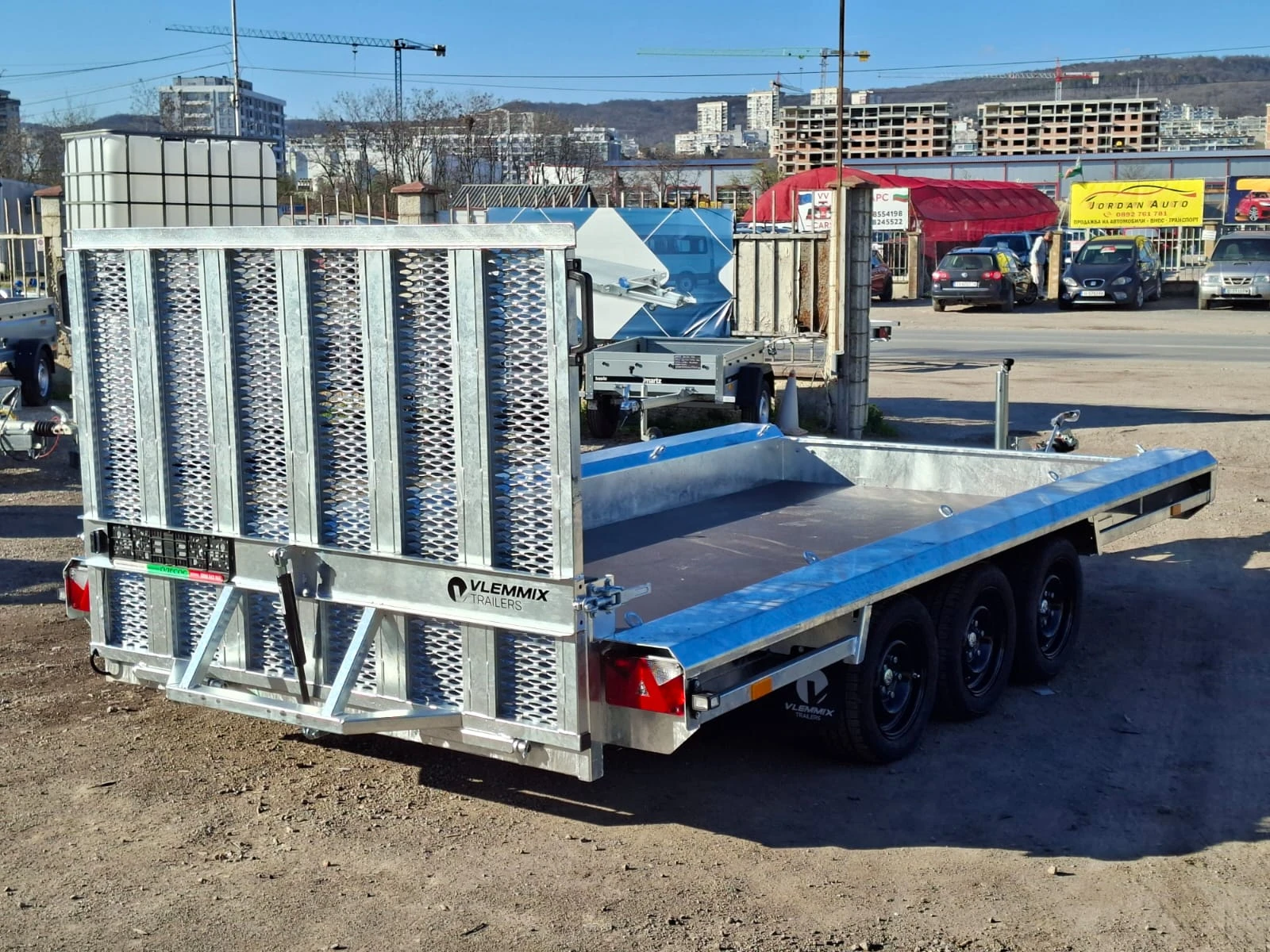 За автомобил Vlemmix MT 400/3 3500KG 3X1800KG, снимка 6 - Ремаркета - 53732665