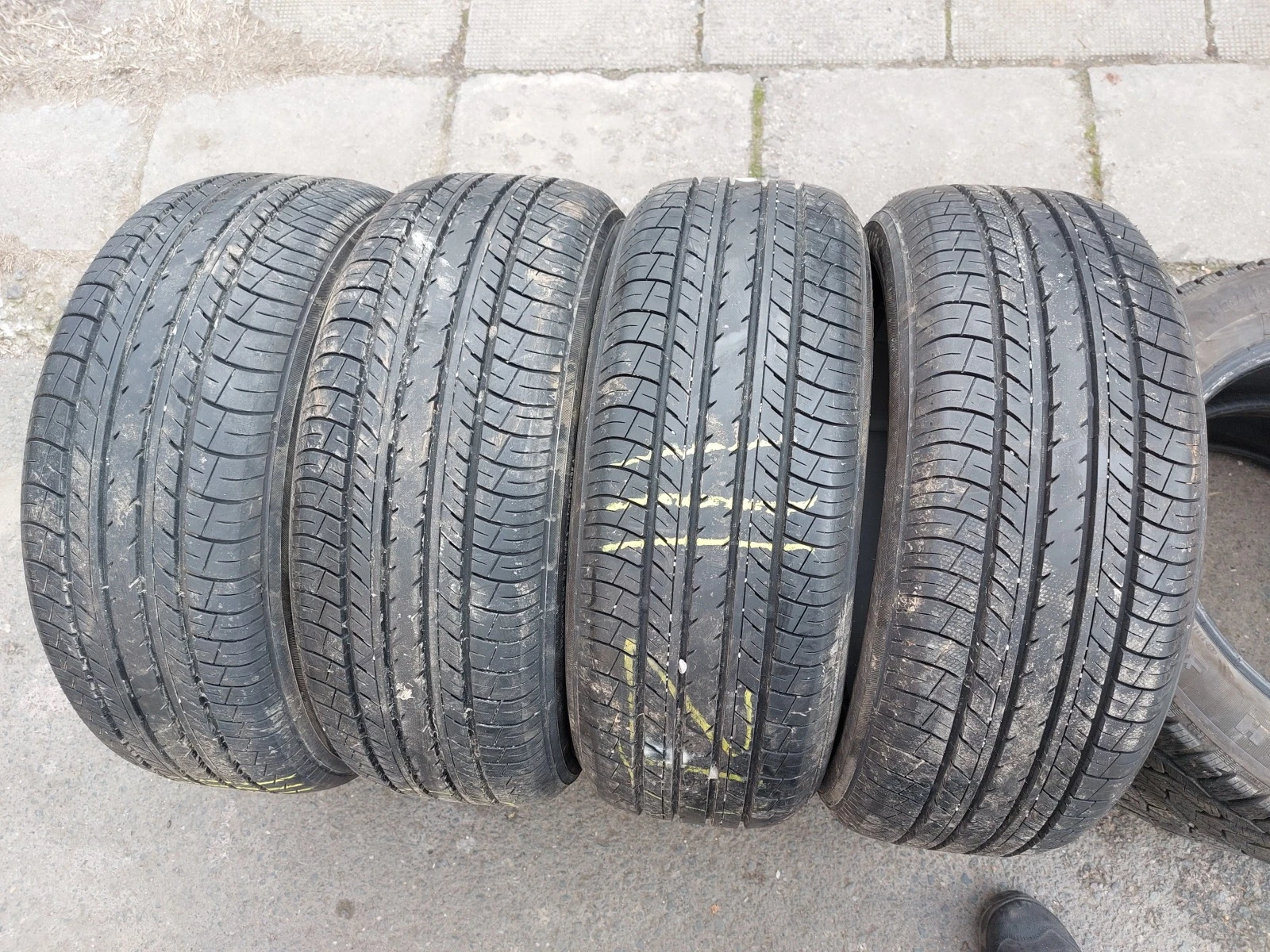 ���� 215/55R17 | Mobile.bg � ����������� 1