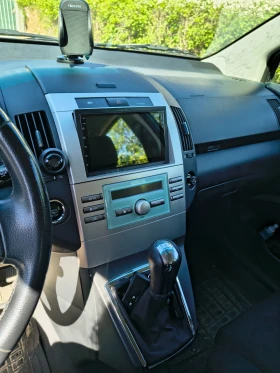 Toyota Corolla verso 2.0D4D, снимка 7