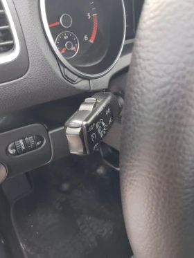 VW Golf 1.6tdi 105cv. ПЕРФЕКТЕН - 10600 лв. - 81227292 13