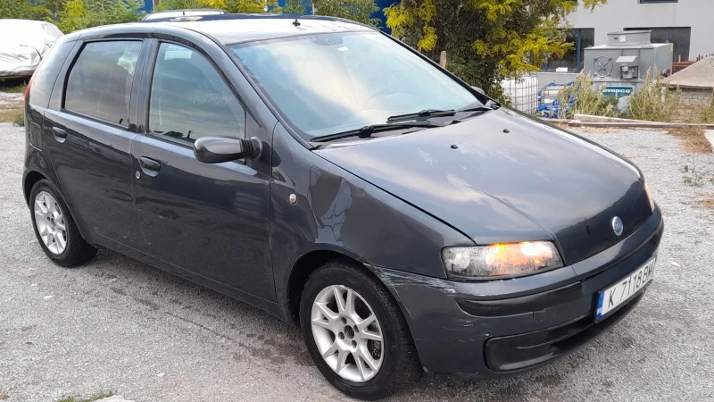 Fiat Punto 1.4 16V 80kc Klima, снимка 6 - Автомобили и джипове - 47426563