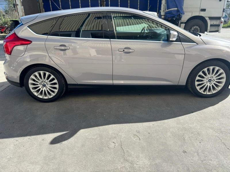 Ford Focus 1.6 125к.с, снимка 4 - Автомобили и джипове - 47902092