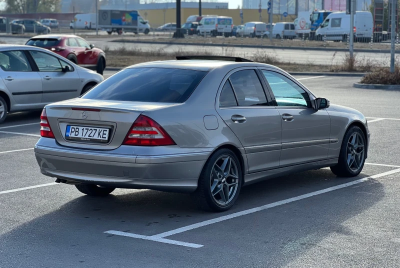 Mercedes-Benz C 320 224 hp 7g tronic Facelift, снимка 7 - Автомобили и джипове - 48042793