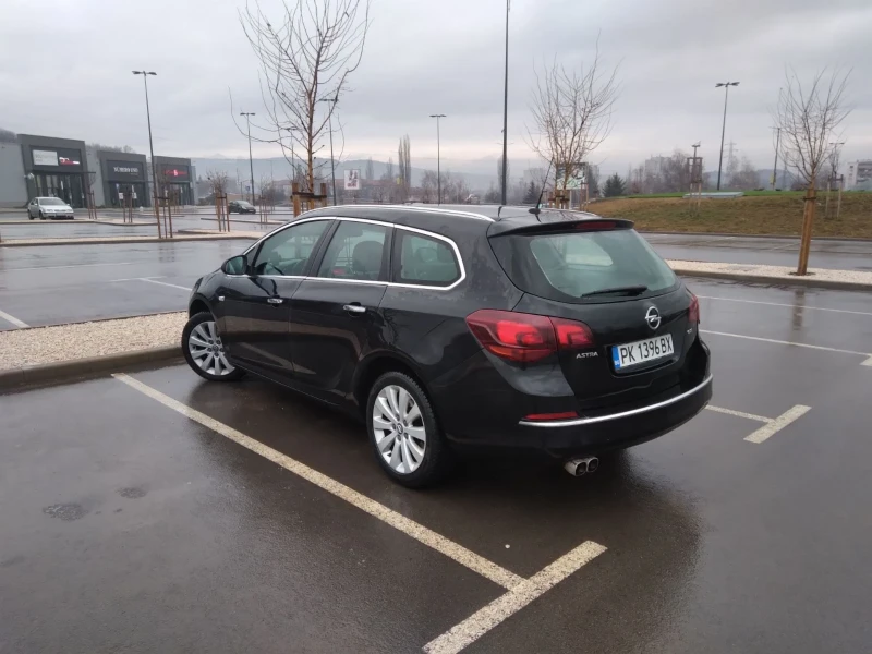 Opel Astra 1.7 CDTI 110 к.с. Facelift , снимка 4 - Автомобили и джипове - 48843328