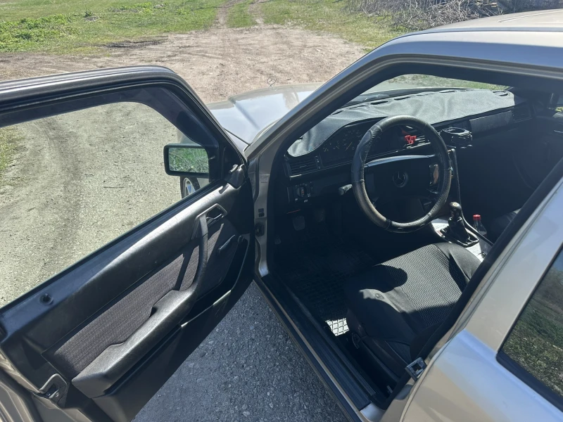 Mercedes-Benz 124, снимка 5 - Автомобили и джипове - 52410700