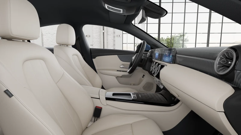 Mercedes-Benz CLA 200, снимка 9 - Автомобили и джипове - 51506704