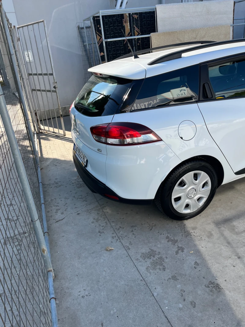 Renault Clio 1.5 dCi, снимка 5 - Автомобили и джипове - 52099390