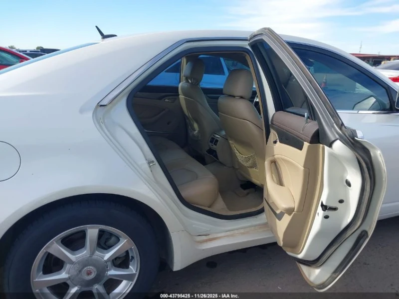 Cadillac Cts 3.6L V-6 DOHC, VVT, 263HP Rear Wheel Drive, снимка 13 - Автомобили и джипове - 52661676