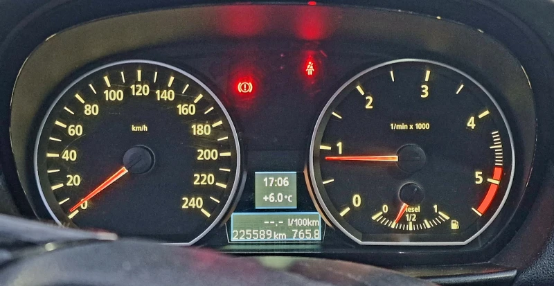 BMW 120, снимка 3 - Автомобили и джипове - 52847625