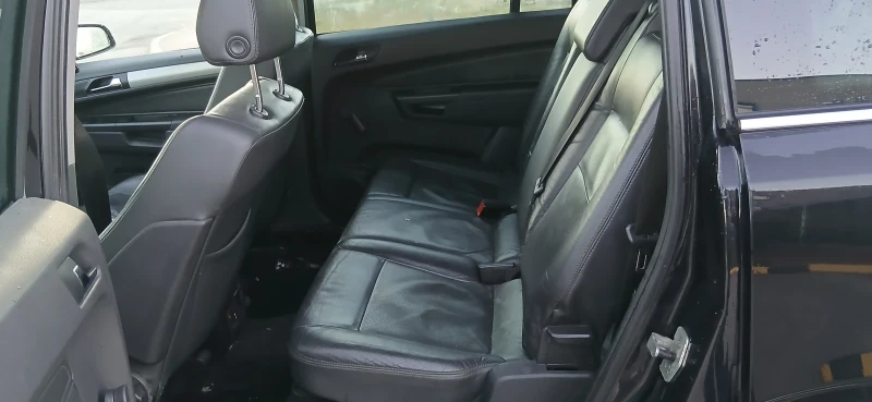 Opel Zafira 1.9 КОЖА 7 МЕСТНА , снимка 17 - Автомобили и джипове - 53184553