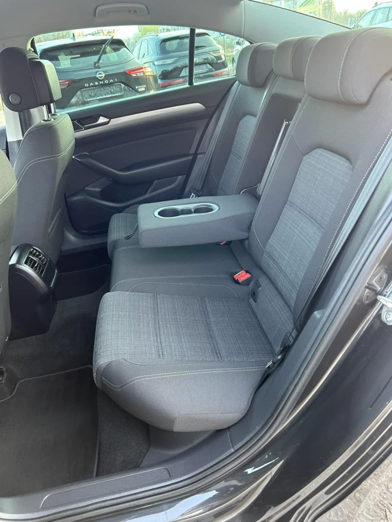 VW Passat 2.0 TDI 150 * DSG * ACC * FULL LED * , снимка 14 - Автомобили и джипове - 53207607