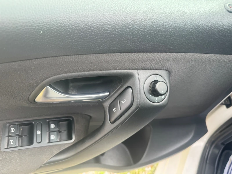 VW Polo 1.6TDI 90 - 7400 лв. - 69224904 | Car24.bg