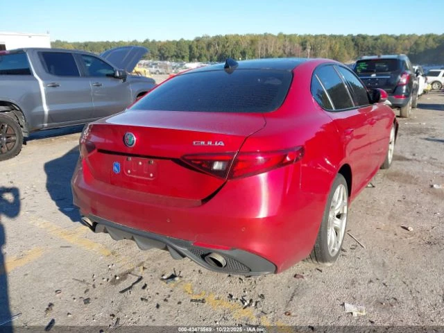 Alfa Romeo Giulia Ti AWD* PANORAMA* KEYLESS* ПОДГРЕВ*  - изображение 3