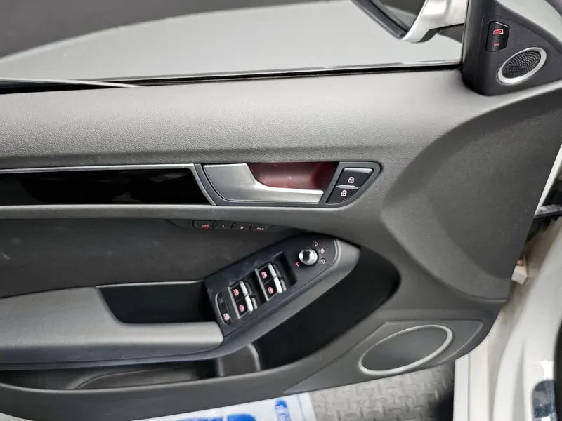 Audi A5 2.0 TDI Quattro, снимка 15 - Автомобили и джипове - 54145970