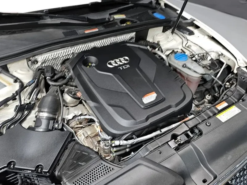 Audi A5 2.0 TDI Quattro, снимка 6 - Автомобили и джипове - 54145970