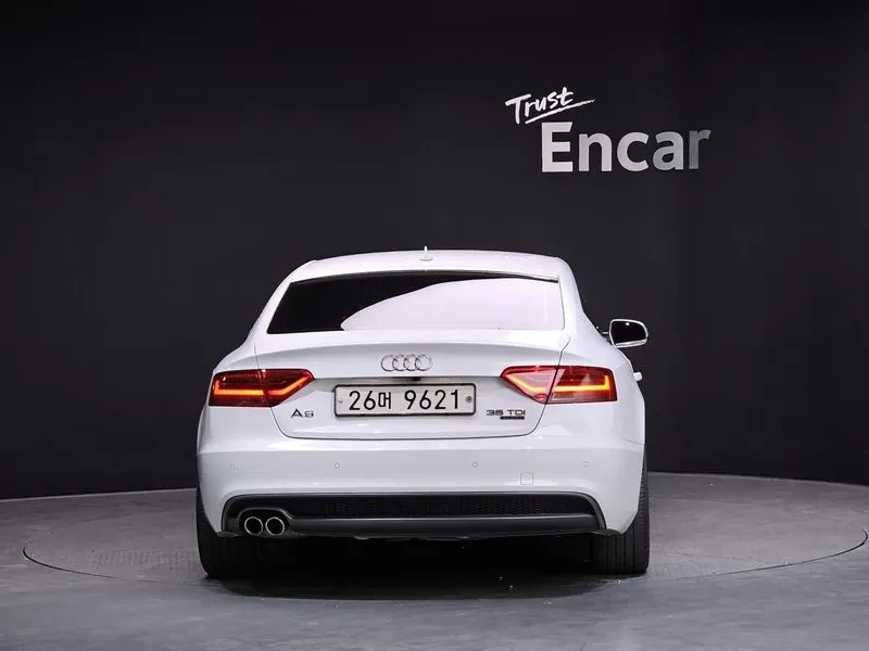 Audi A5 2.0 TDI Quattro, снимка 4 - Автомобили и джипове - 54145970