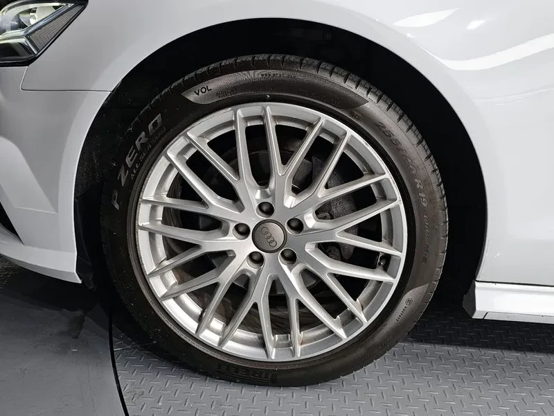 Audi A6 2.0 TDI Quattro, снимка 5 - Автомобили и джипове - 54561239