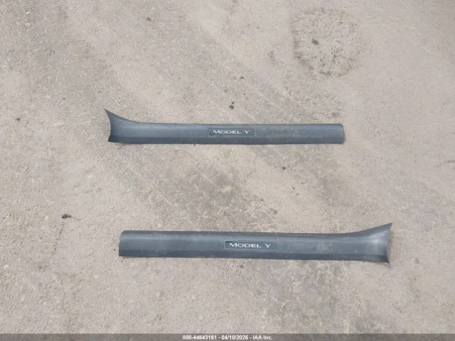Tesla Model Y, снимка 12 - Автомобили и джипове - 54929052