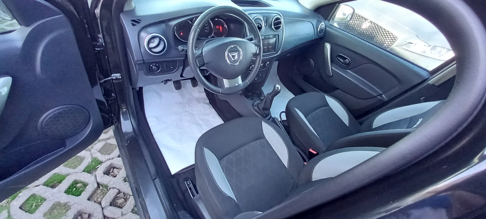 Dacia Sandero ИЗКЛЮЧИТЕЛНА СЕРВИЗ КНИЖК УНИКТ ОБСЛУЖН НОВ КЛИМА - изображение 6