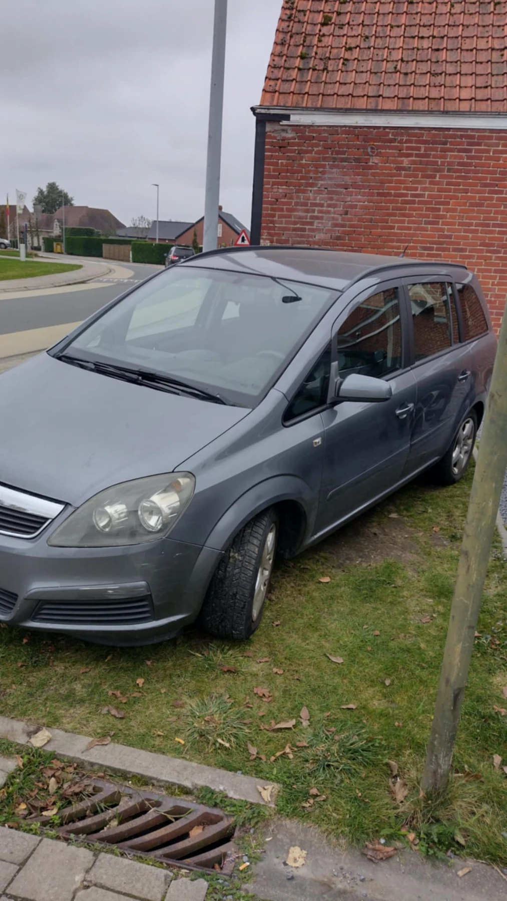 Opel Zafira 1.9CDTI - изображение 4