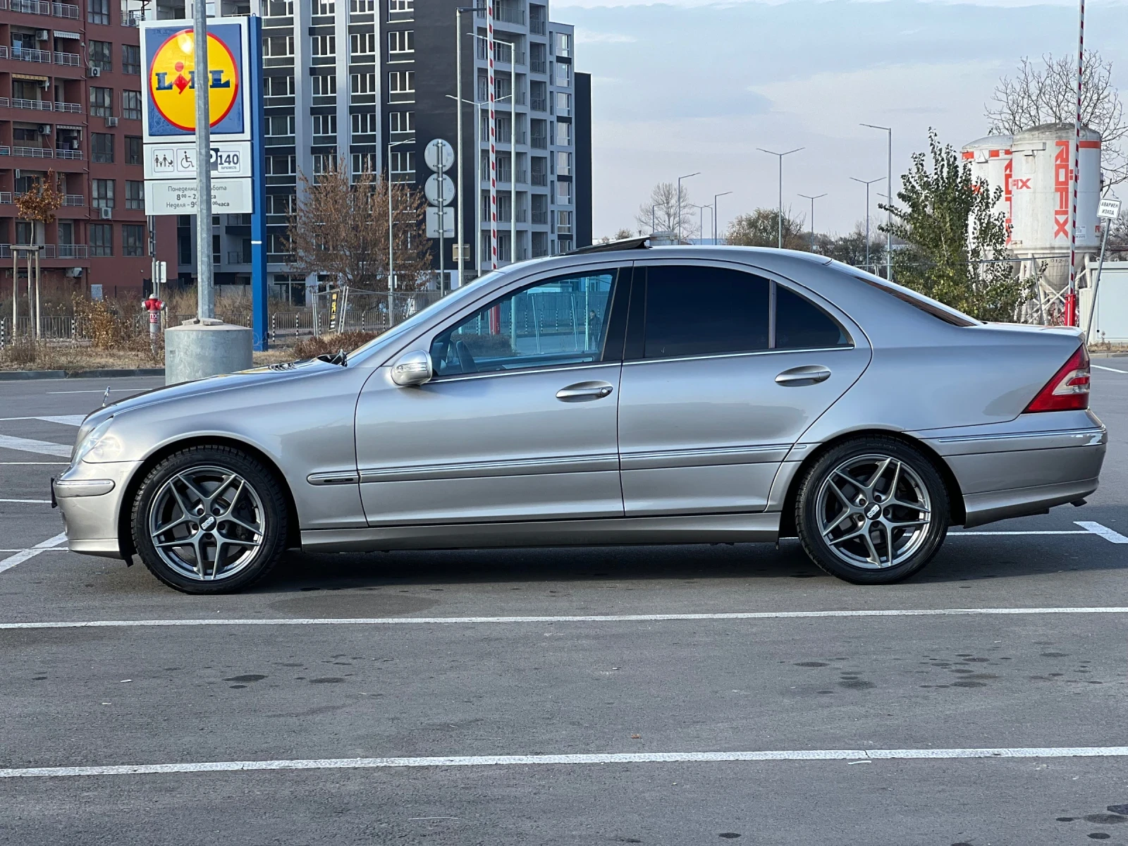 Mercedes-Benz C 320 224 hp 7g tronic Facelift - изображение 4